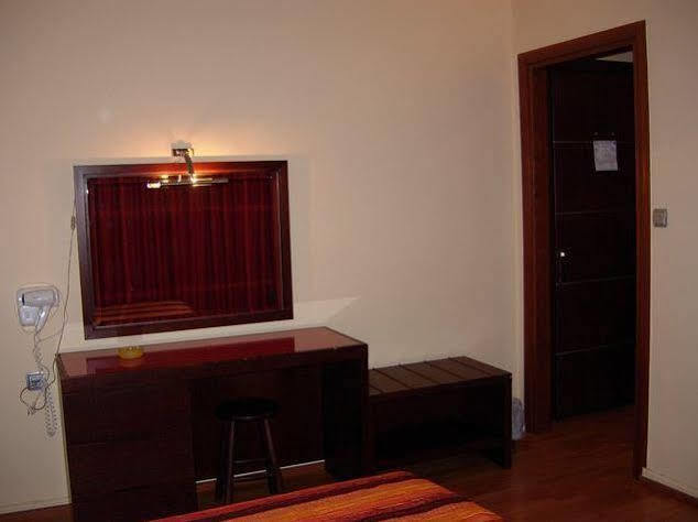 Hotel Lefkadi Lefkandí Kültér fotó